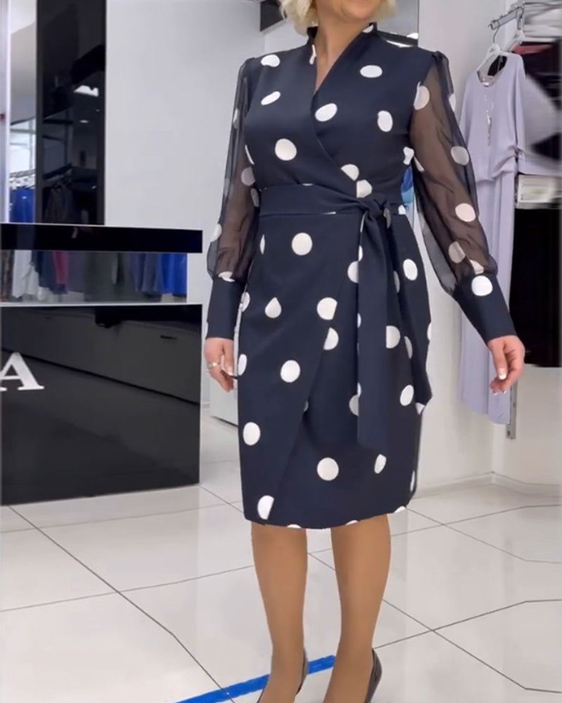 Durchsichtiges, langärmliges Kleid mit Polka-Dot-Print