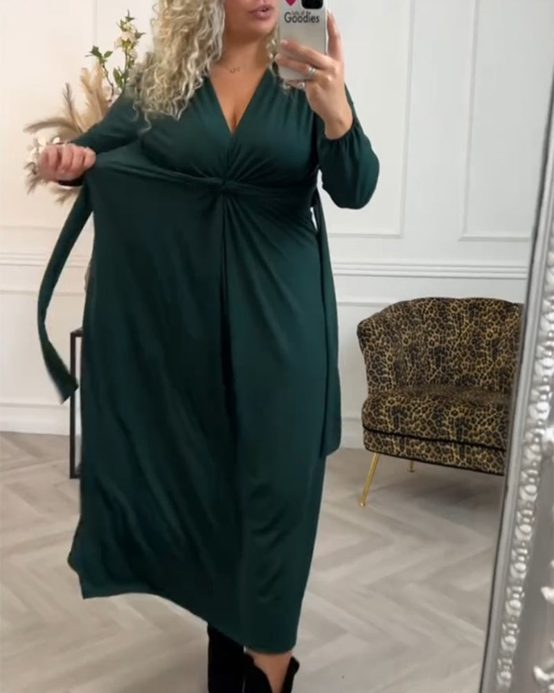 Sexy einfarbiges Kleid mit langen Ärmeln