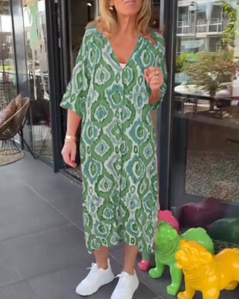 Kleid mit modischem Print und halben Ärmeln