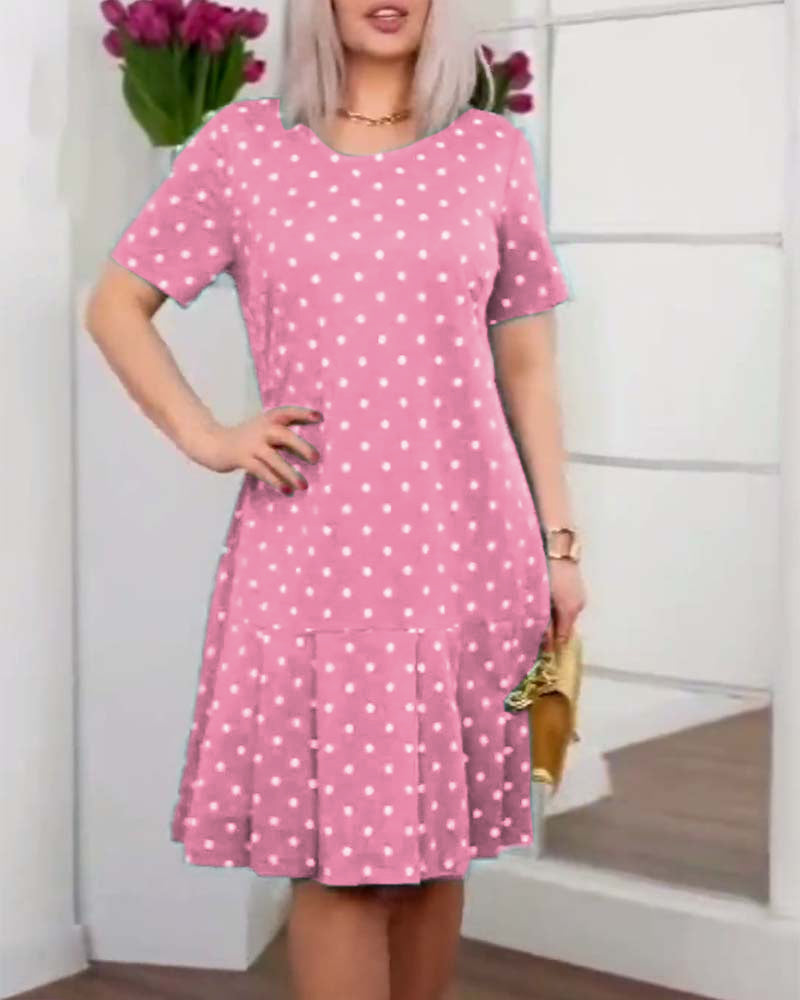 Kurzärmliges Freizeitkleid mit Polka-Dot-Print