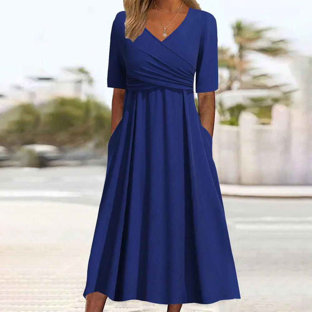 Grace – blaues, schlichtes midikleid mit v-ausschnitt - LOVEZOE