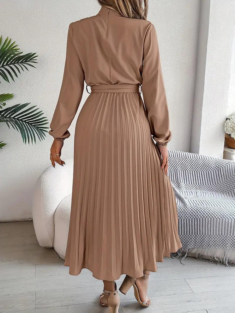 Layla – einfarbiges kleid mit stehkragen und faltengürtel - LOVEZOE