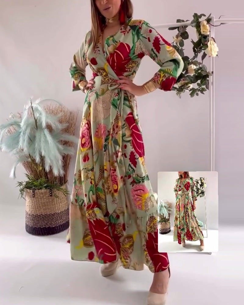 Langes Damenkleid mit Schnürung und Blumenmuster an der Taille