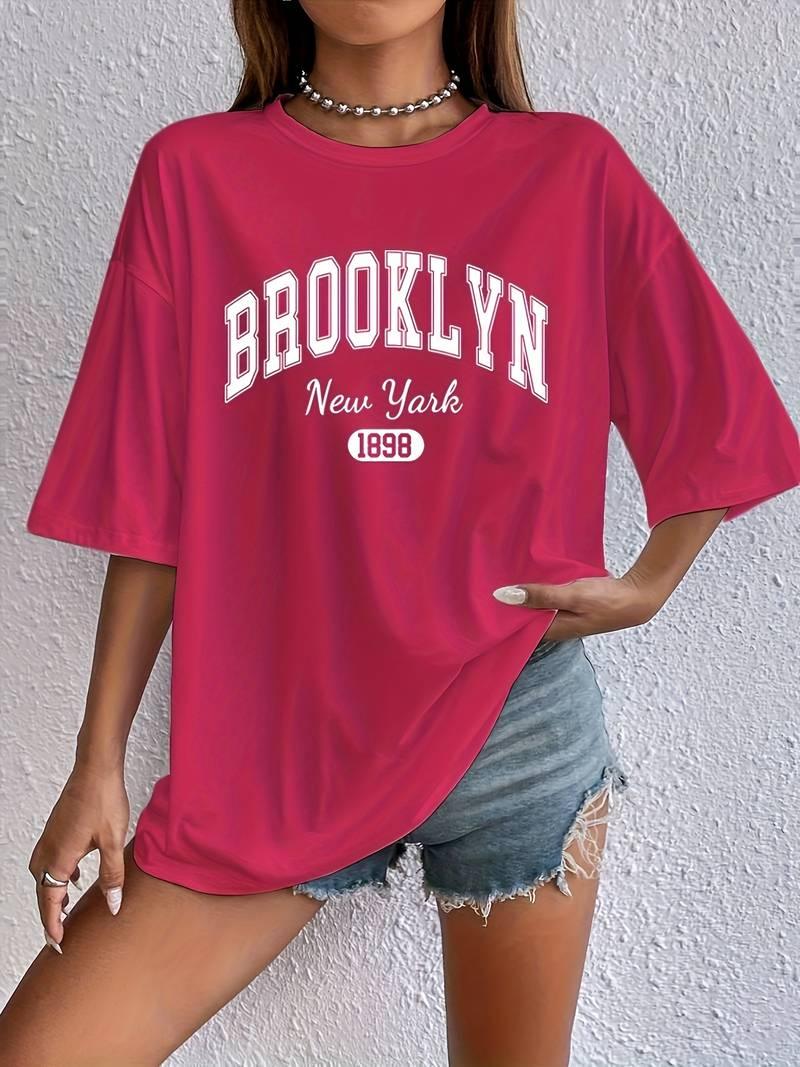 Savannah – stilvolles rundhals-t-shirt mit brooklyn-print - LOVEZOE