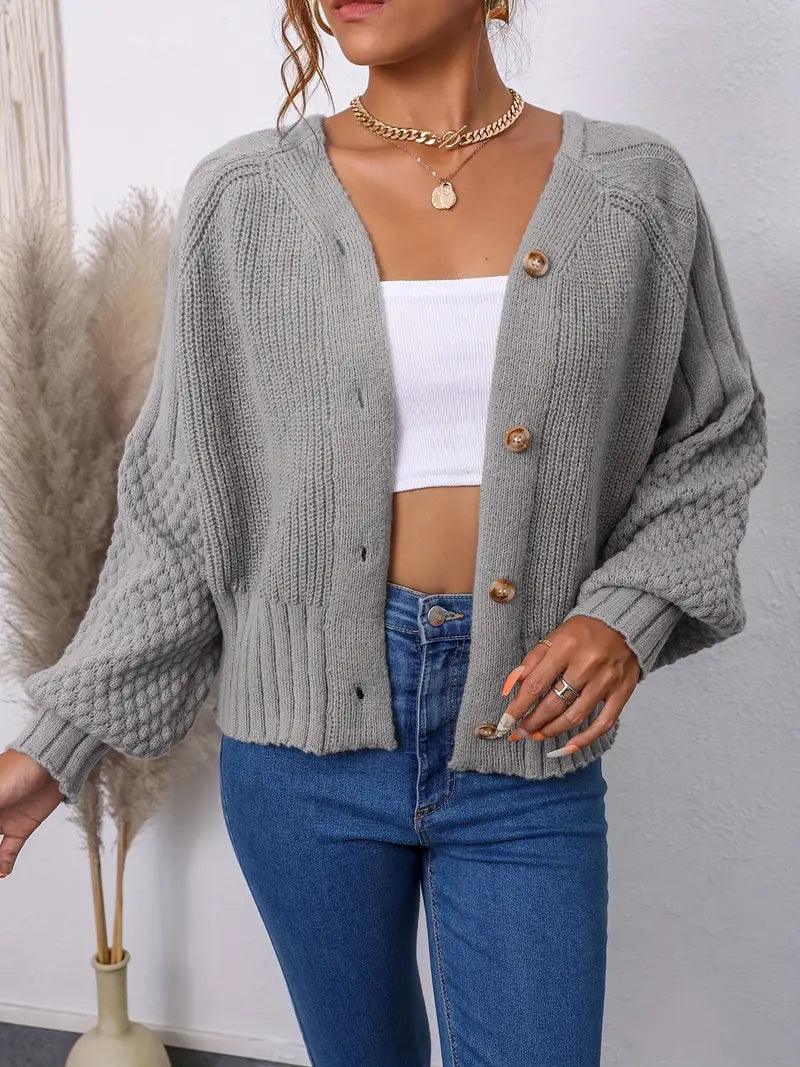 Olivia – strickjacke mit v-ausschnitt und knöpfen - LOVEZOE