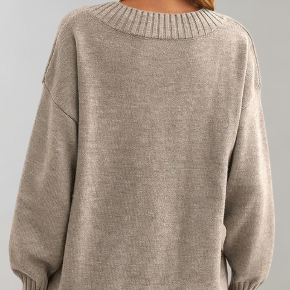 Lässiger Pullover mit V-Ausschnitt