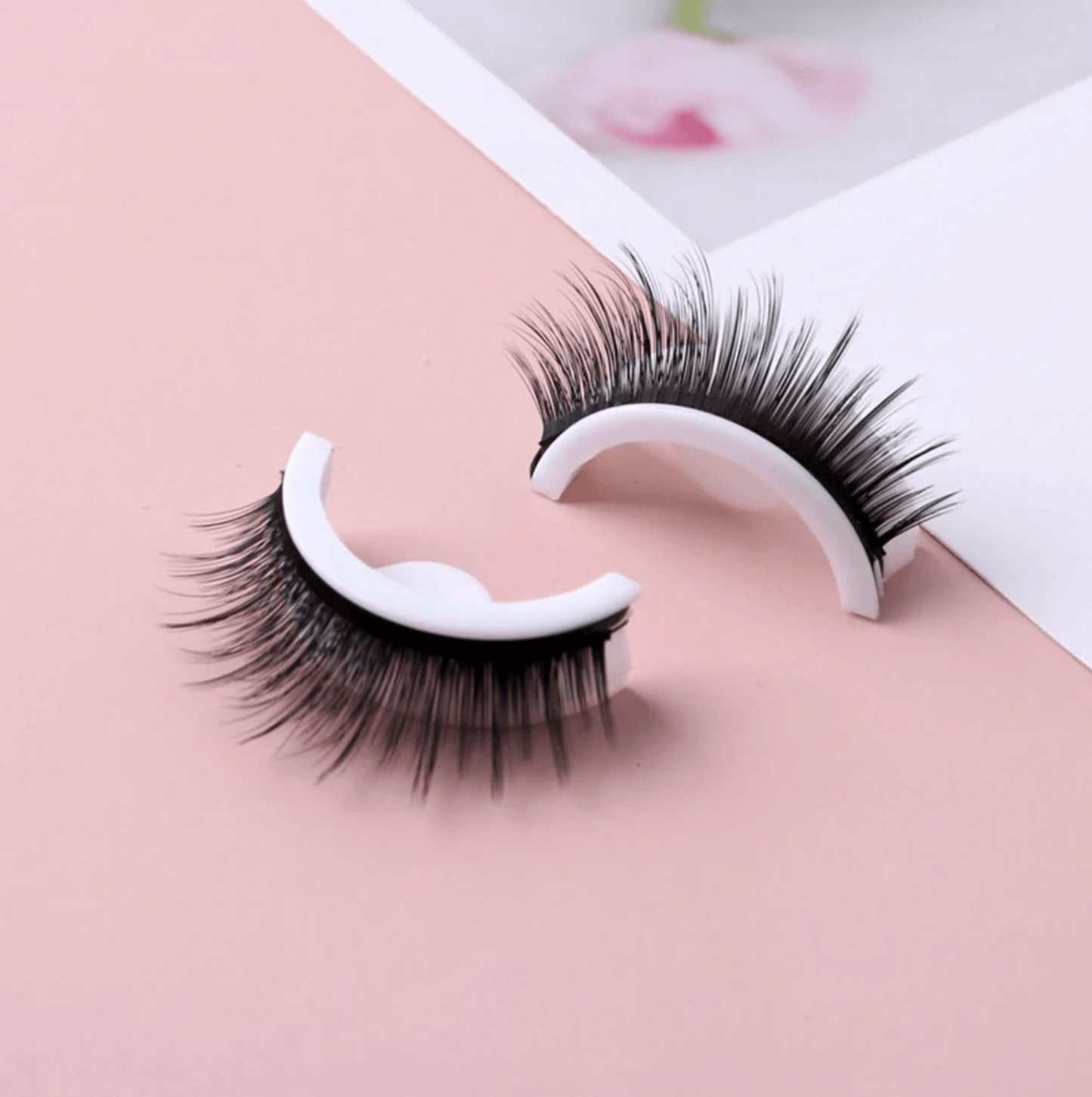 iLash™ - Reusable Self-Adhesive Eyelashes - LOVEZOE