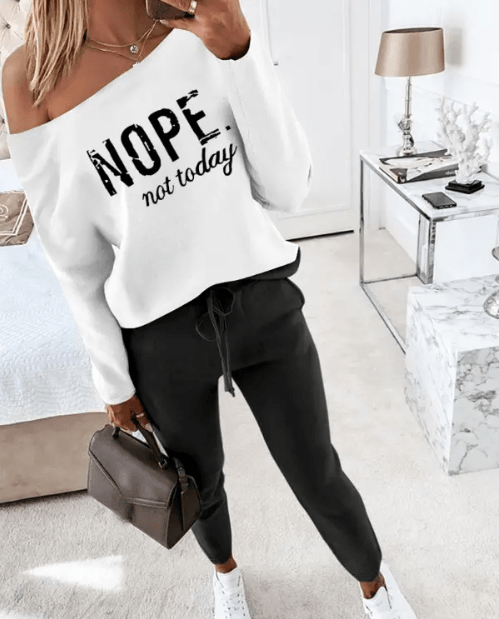 Natalie – set aus oberteil und hose mit aufdruck „not today“. - LOVEZOE