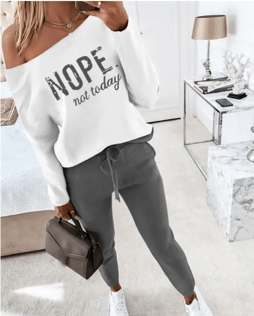 Natalie – set aus oberteil und hose mit aufdruck „not today“. - LOVEZOE