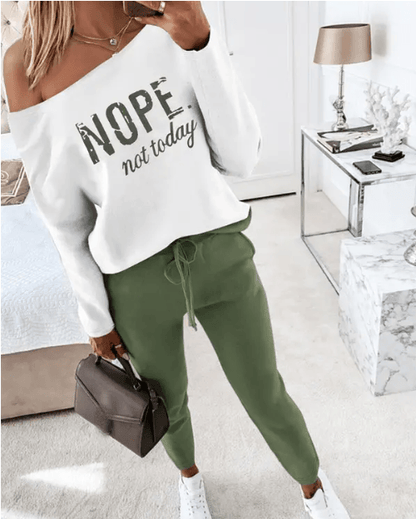 Natalie – set aus oberteil und hose mit aufdruck „not today“. - LOVEZOE