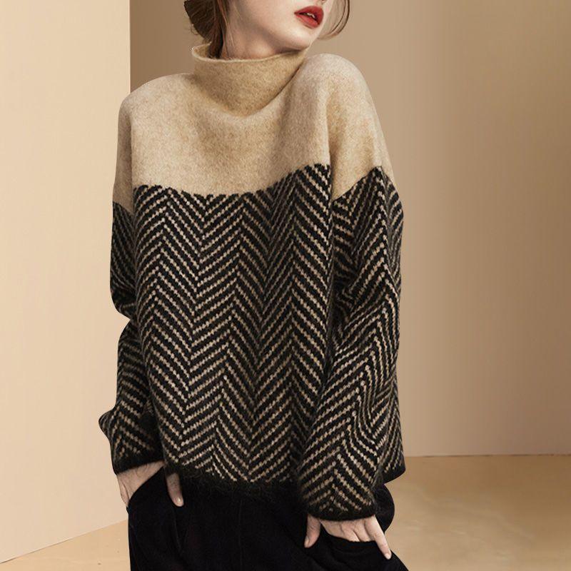 Hochgeschlossener Pullover mit Fischgrätenmuster - LOVEZOE