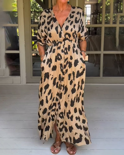 Lockeres Leopard-Maxikleid mit V-Ausschnitt