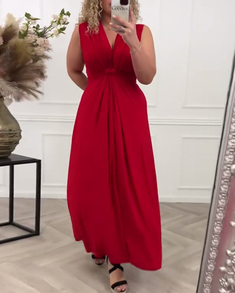 Ärmelloses, einfarbiges, elegantes Kleid mit Twist-Effekt