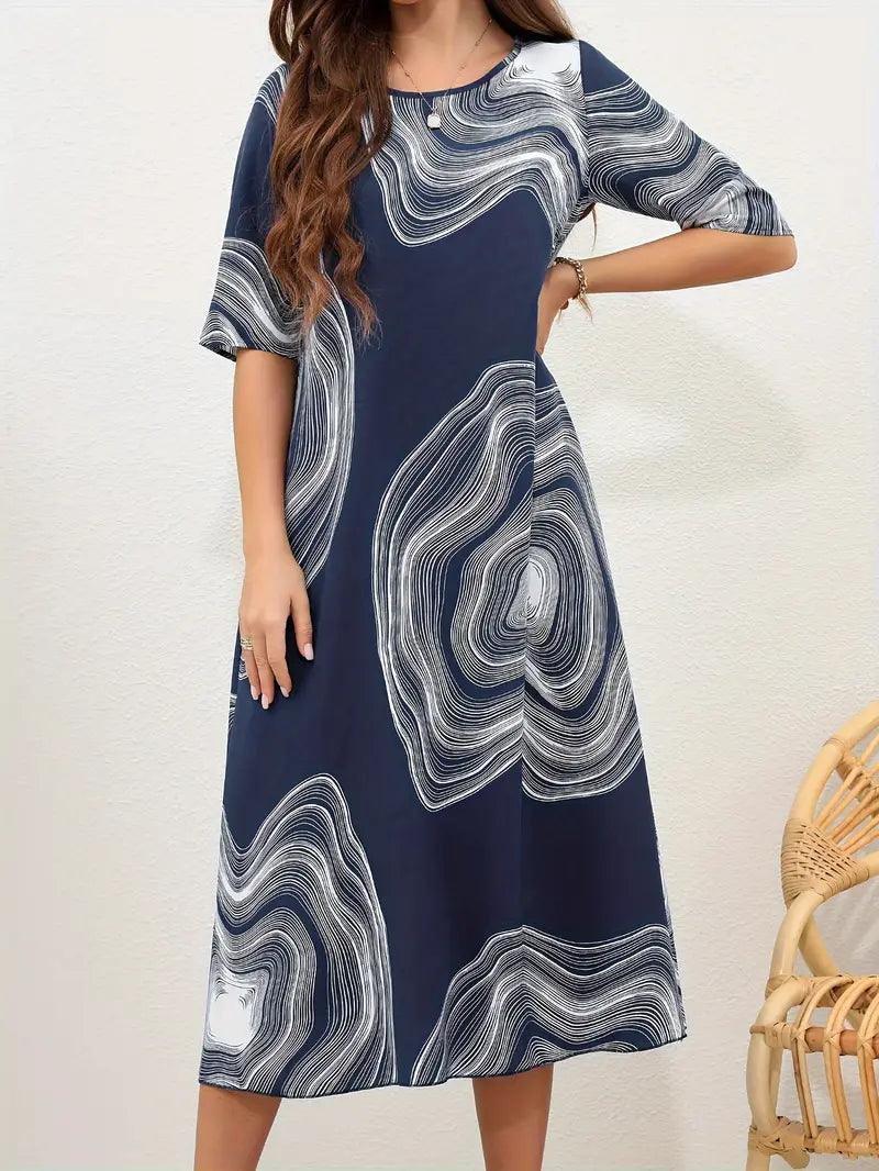 Nora – lockeres maxikleid mit grafikdruck und rundhalsausschnitt - LOVEZOE