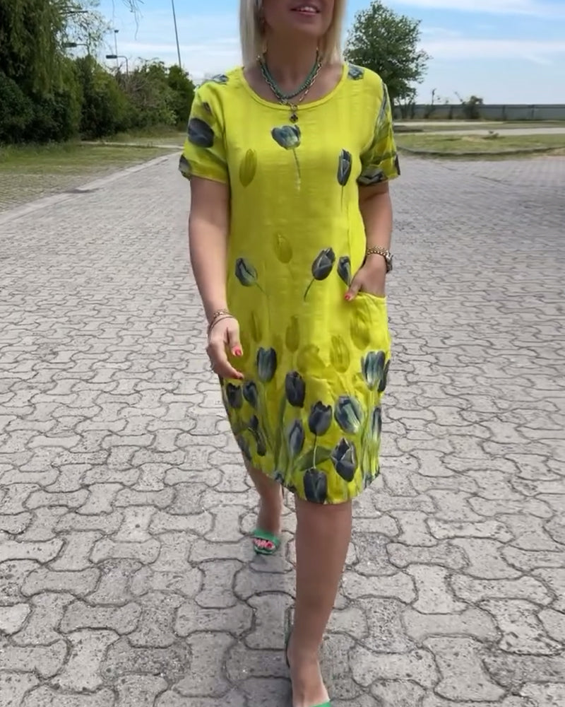 Lässiges Kleid mit Blumenmuster, Rundhalsausschnitt und Tasche