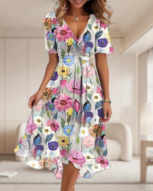 Elegantes kleid mit buntem blumendruck und v-ausschnitt